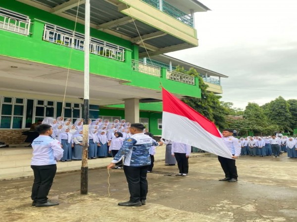 [Senin, 29/09/25] UPACARA BENDERA
