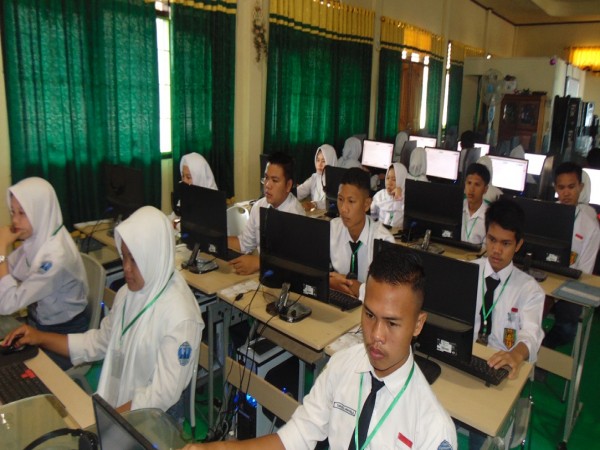 UNBK SMK MUHAMMADIYAH PAGARALAM BERJALAN LANCAR