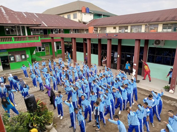 Kegiatan Pengembangan Diri Dan Senam Sehat Jurusan Akuntansi Keuangan Lembaga SmkMuh Tbsm Smkm Pagaralam