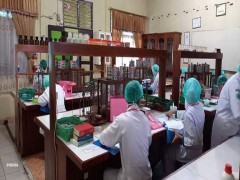 Ujian kompetensi keahlian jurusan farmasi smk Muhammadiyah Pagaralam